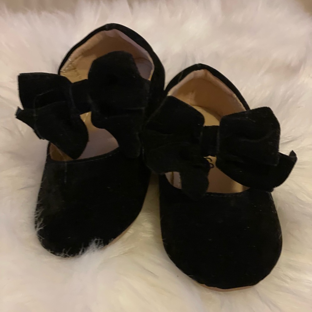 Velvet Dress Shoes with bow